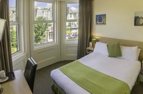 Отель Travelrest Centre Seafront Борнмут Экстерьер фото